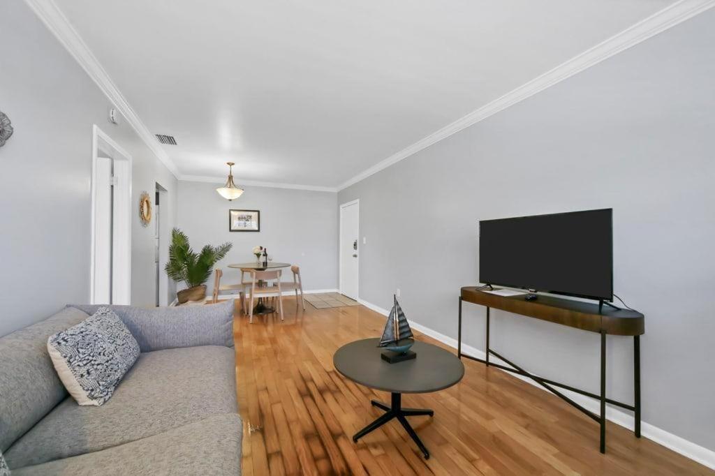 坦帕Designed And Well Located Chic 1Br With Parking公寓 外观 照片